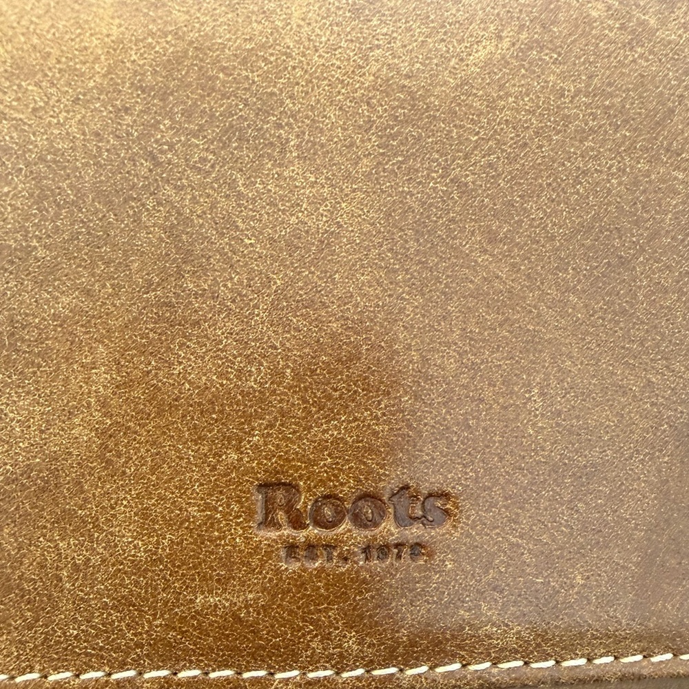 Roots Embossed Leather Wallet in Warm Chestnut - Picture 2 of 10